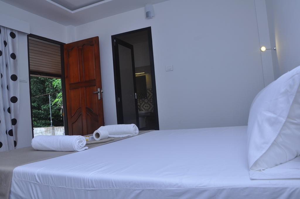 Marari Beach Pearl Homestay Mararikulam Extérieur photo