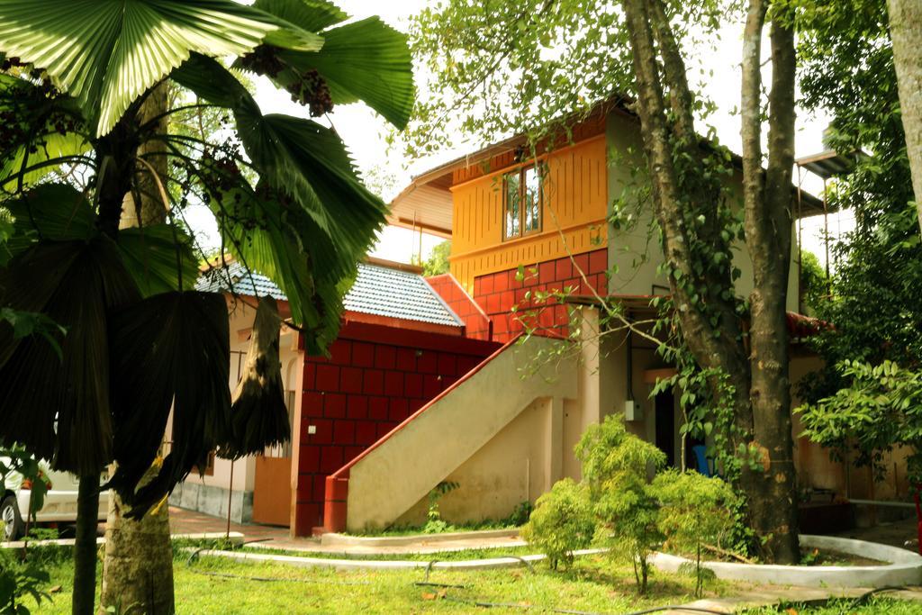 Marari Beach Pearl Homestay Mararikulam Extérieur photo