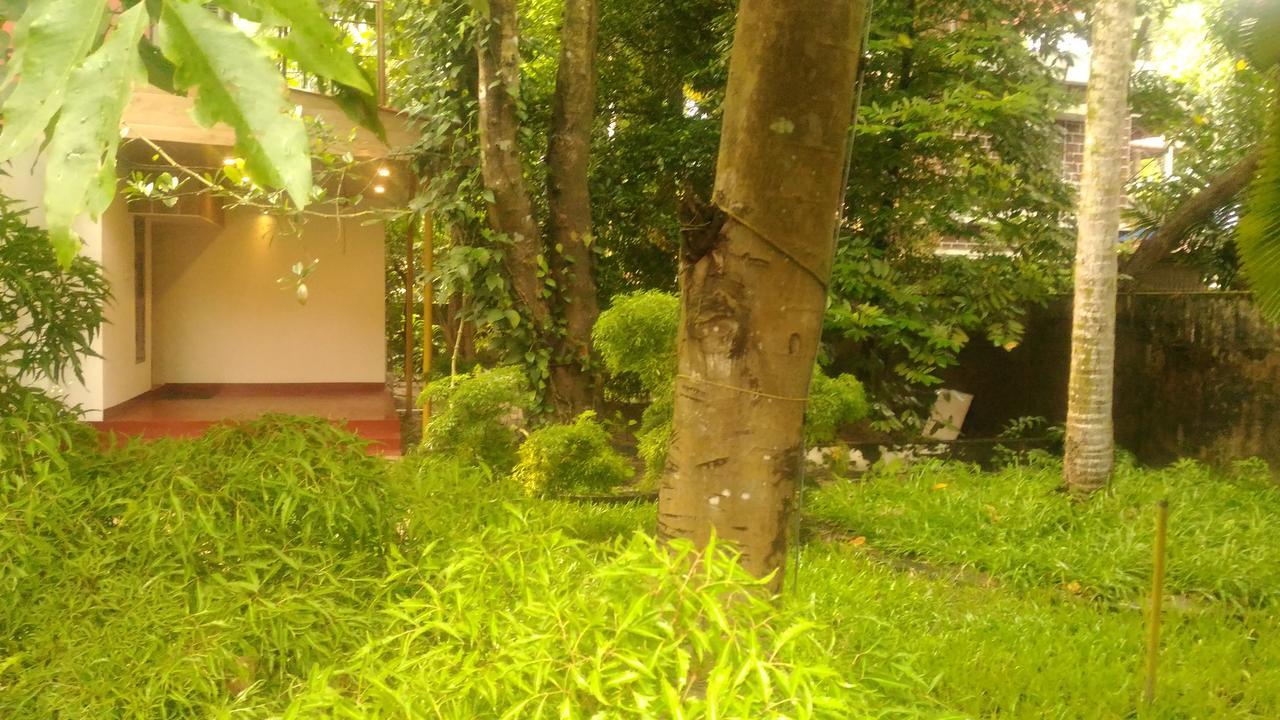 Marari Beach Pearl Homestay Mararikulam Extérieur photo