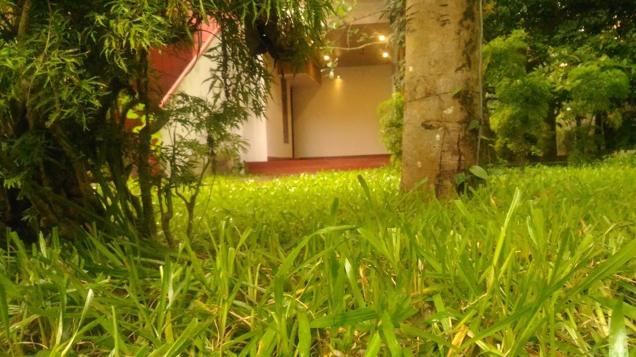 Marari Beach Pearl Homestay Mararikulam Extérieur photo
