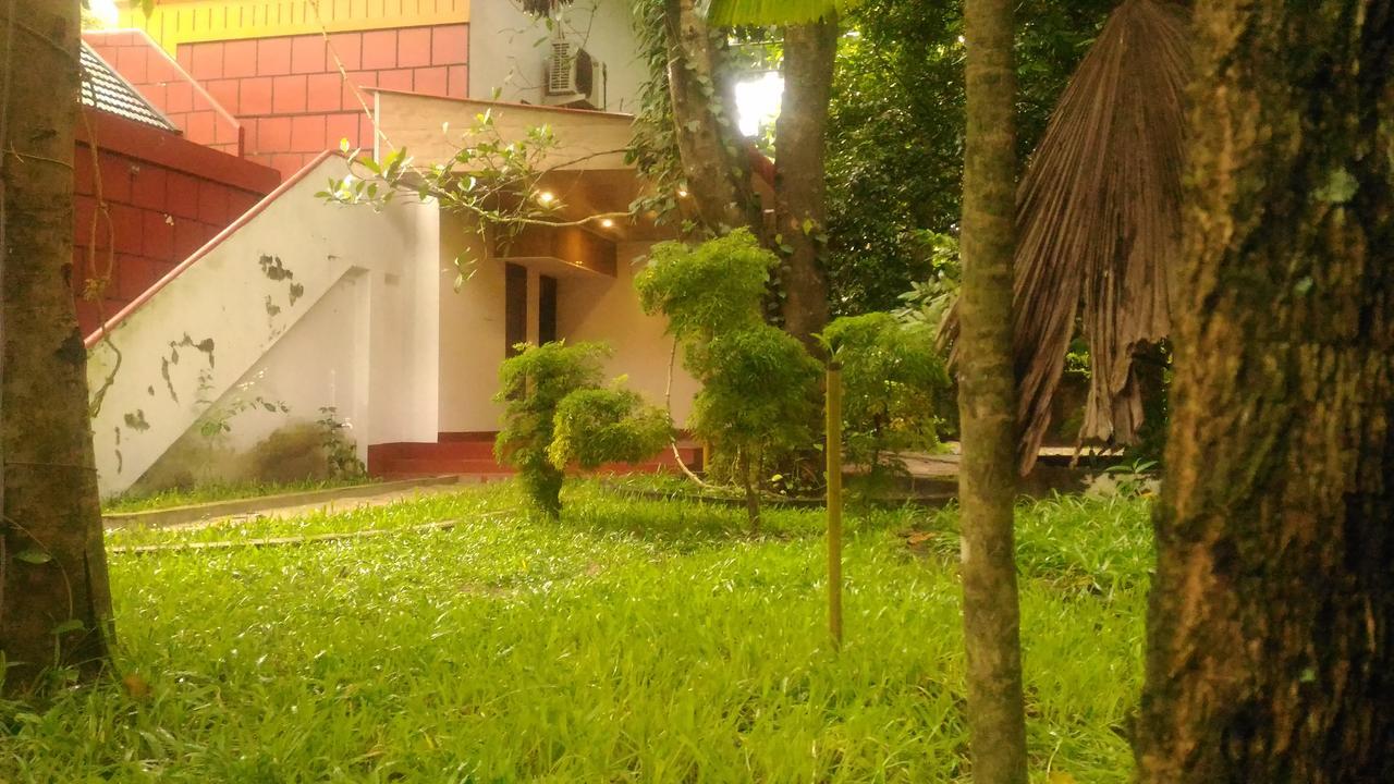 Marari Beach Pearl Homestay Mararikulam Extérieur photo